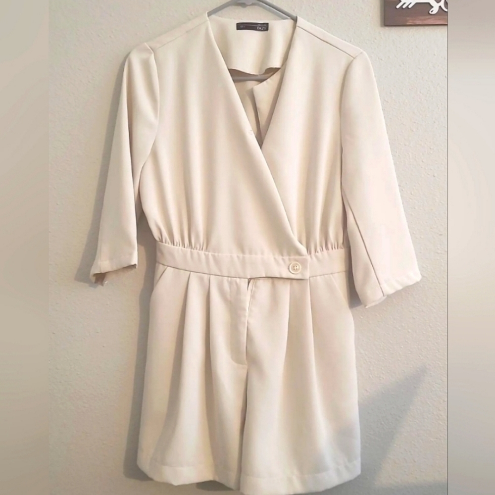 NWOT Beige Classy Romper S